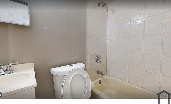 5th image of 348 Targee St #1B