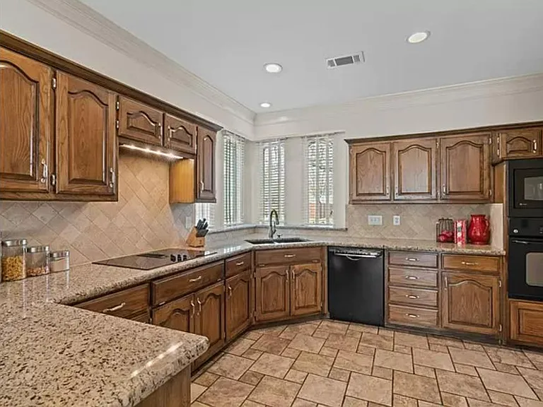 4208 Forbes Dr — Photo 21