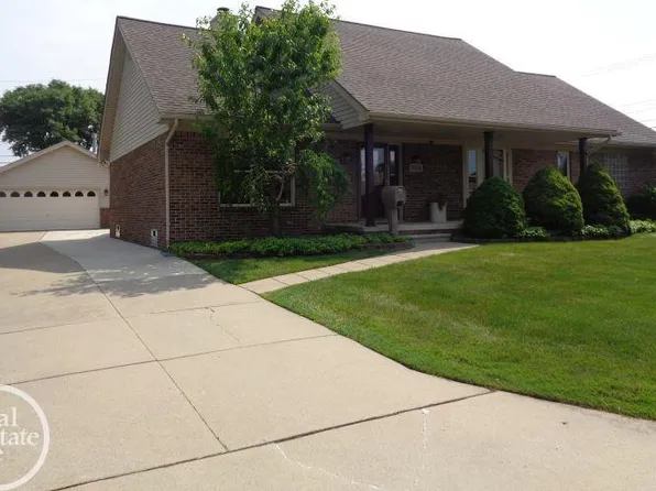 20814 Crowley St, Saint Clair Shores, MI 48081