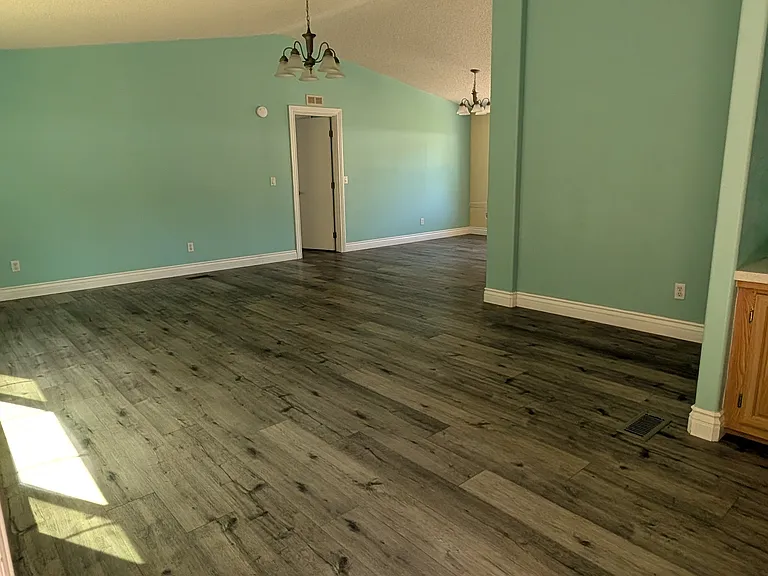11604 N Ventura Ave — Photo 4