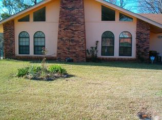 111 Overlook Dr, Vicksburg, MS 39180