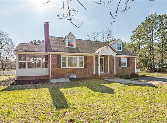 2nd image of 3201 Wyntrebrooke Dr