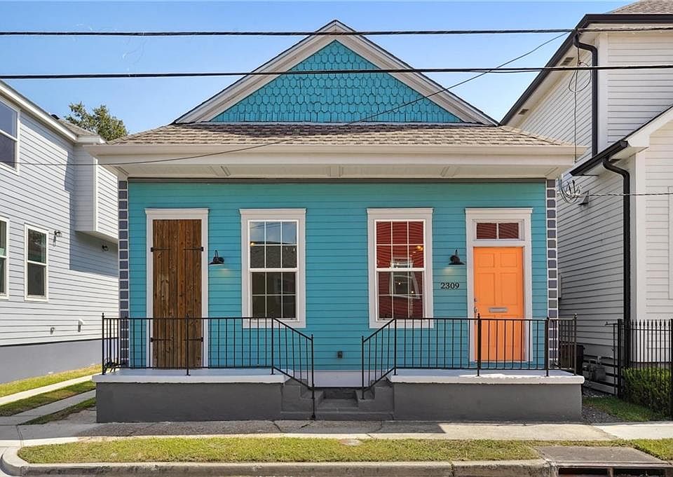 1st image of 2309 Delachaise St