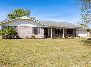 477343 E 1090th Rd, Roland, OK 74954