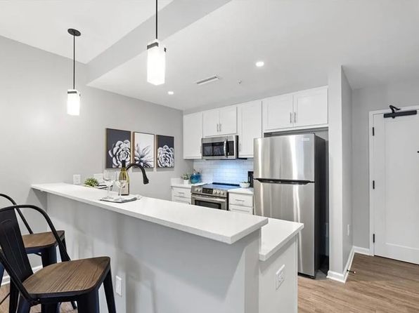 1504 Ewing Park Loop #206