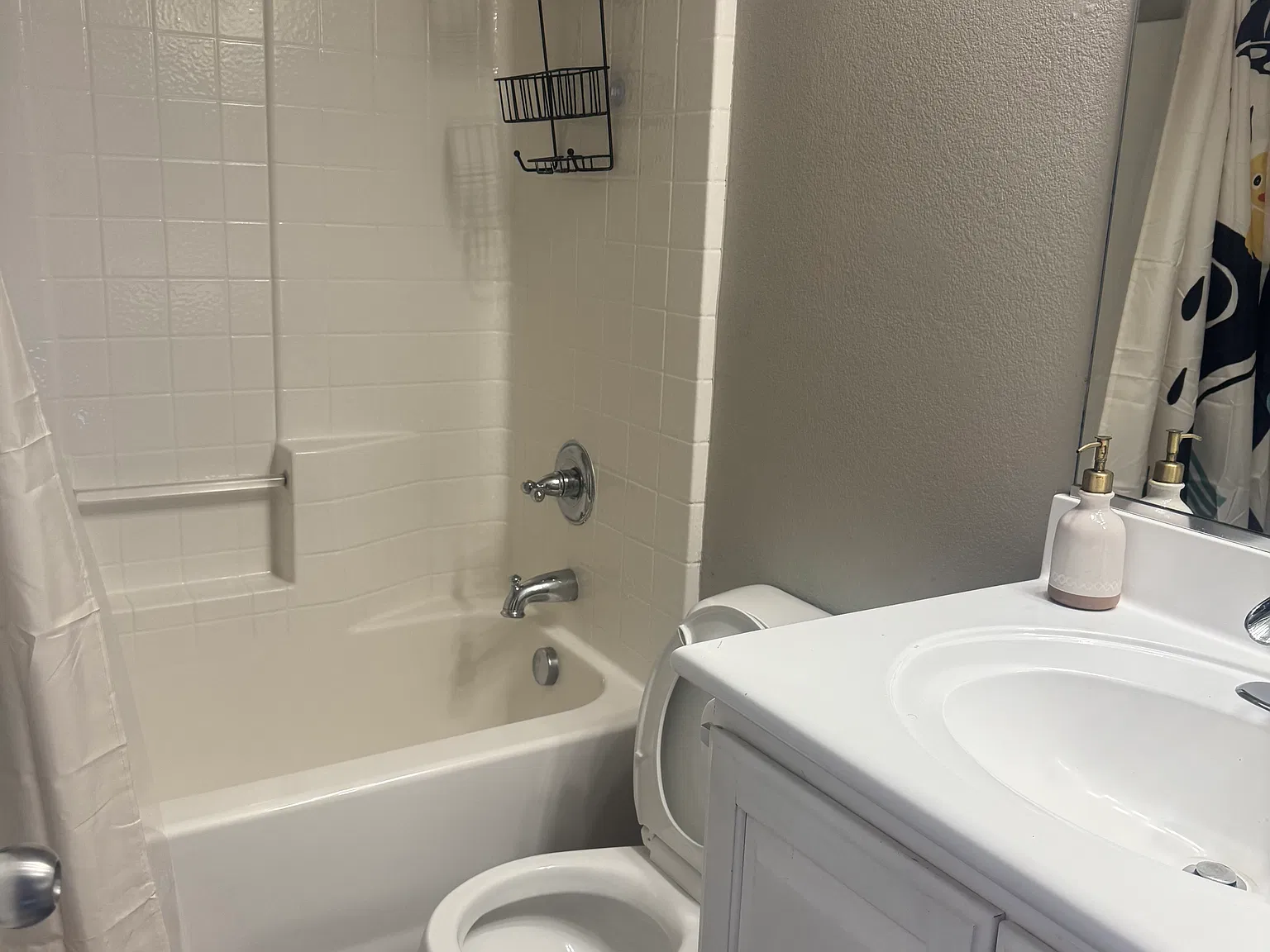 1 bed, 1644 sqft, $875 — Photo 3