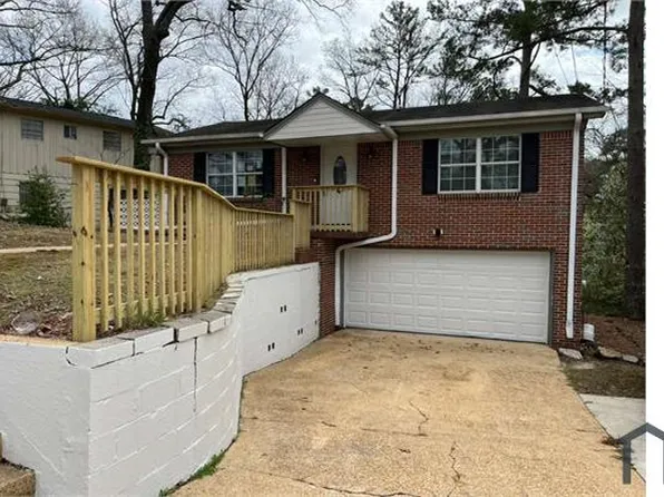 1308 Woodfall Dr, Birmingham, AL 35228