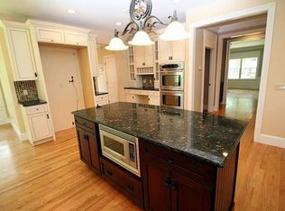 376 Maple St, Haworth, NJ 07641