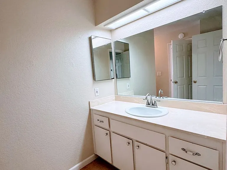 10453 Sierra Crest Dr — Photo 8