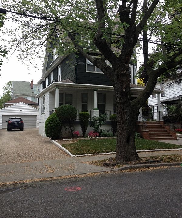 1st image of 8540 111th St
