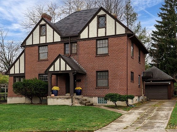 2nd image of 1376 Harvard Blvd
