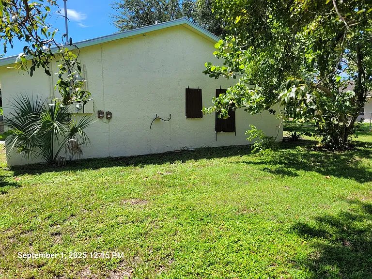 2329 SE 6th Ln #A — Photo 20