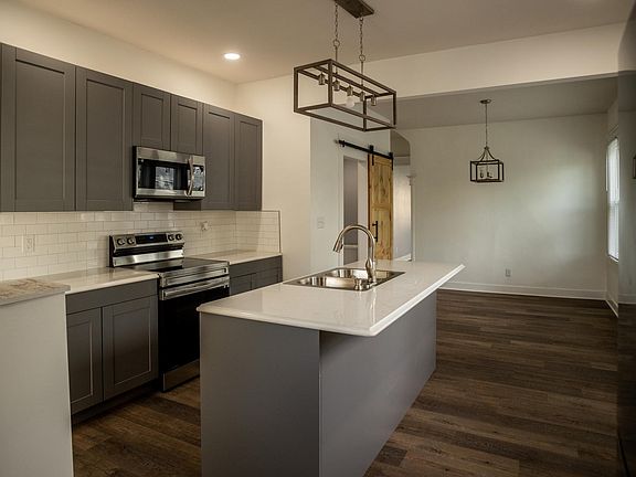 5th image of 2907 N New Jersey St #2907/2905