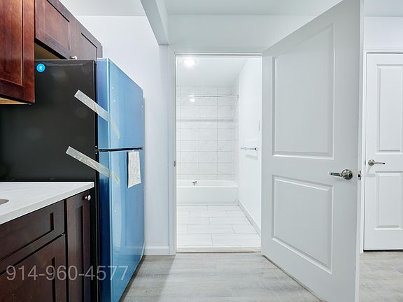 5th image of 1215 Fulton Ave APT 2D