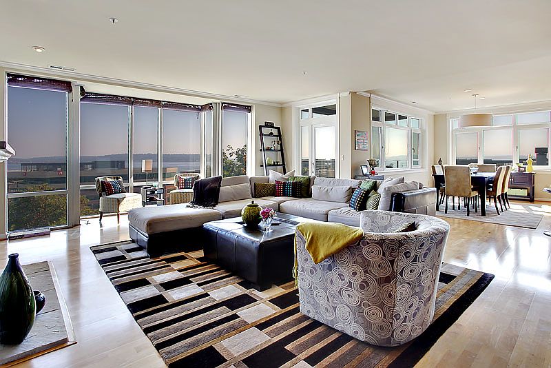 Spacious layout with views
