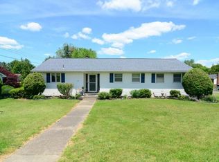 17 Riverview Rd, Apalachin, NY 13732