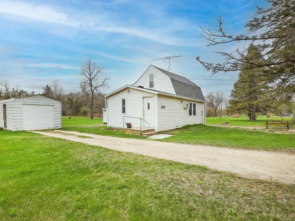 350 1st St SE, Oronoco, MN 55960