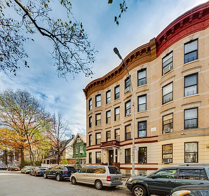 Rented by MNS | media 40