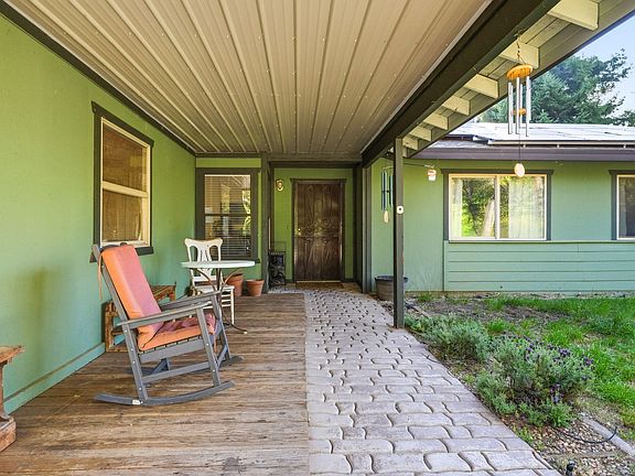 4th image of 6725 Park Ridge Dr