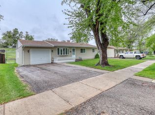 126 E Fairmont Blvd, Rapid City, SD 57701