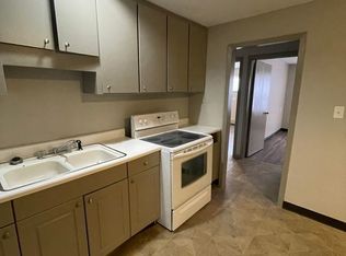 501 S Walnut St #6, Colfax, IA 50054