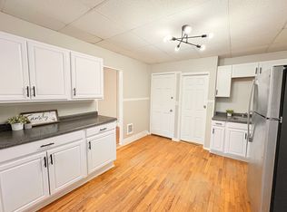 19-21 Emerson St #3R, Chicopee, MA 01013