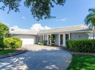 2270 Mermaid Point NE, Saint Petersburg, FL 33703