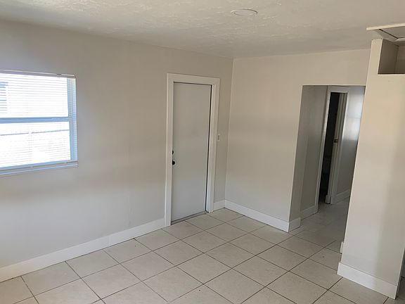 4th image of 310 Rushmore Ave N