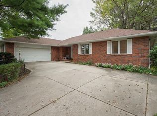 2111 69th St, Windsor Heights, IA 50324