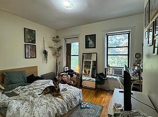 456 W 47th St APT 3, New York, NY 10036