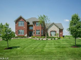 24300 S Galvin Way, Frankfort, IL 60423