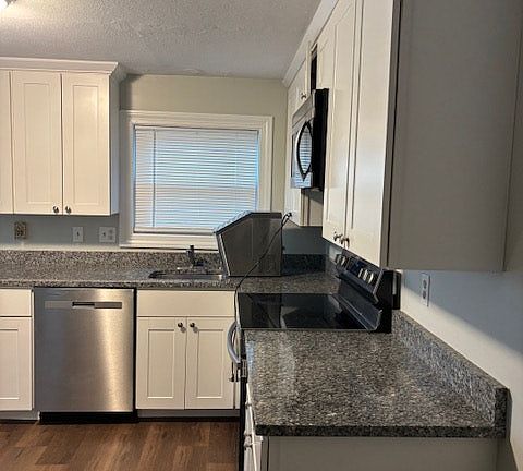 2nd image of 49 W Greenwood St #1