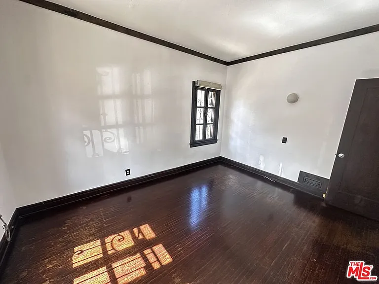 156 N Kenmore Ave #2 — Photo 7