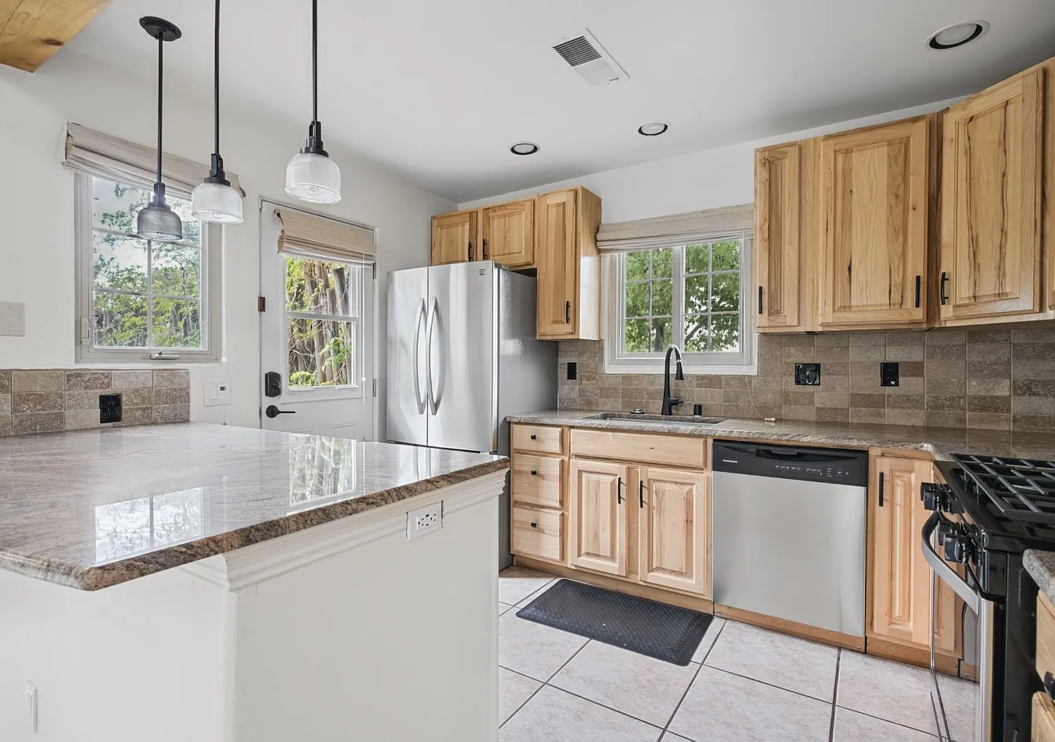 4184 New Moon Cir — Photo 1