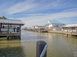 1258 Resort Rd, Crystal Beach, TX 77650