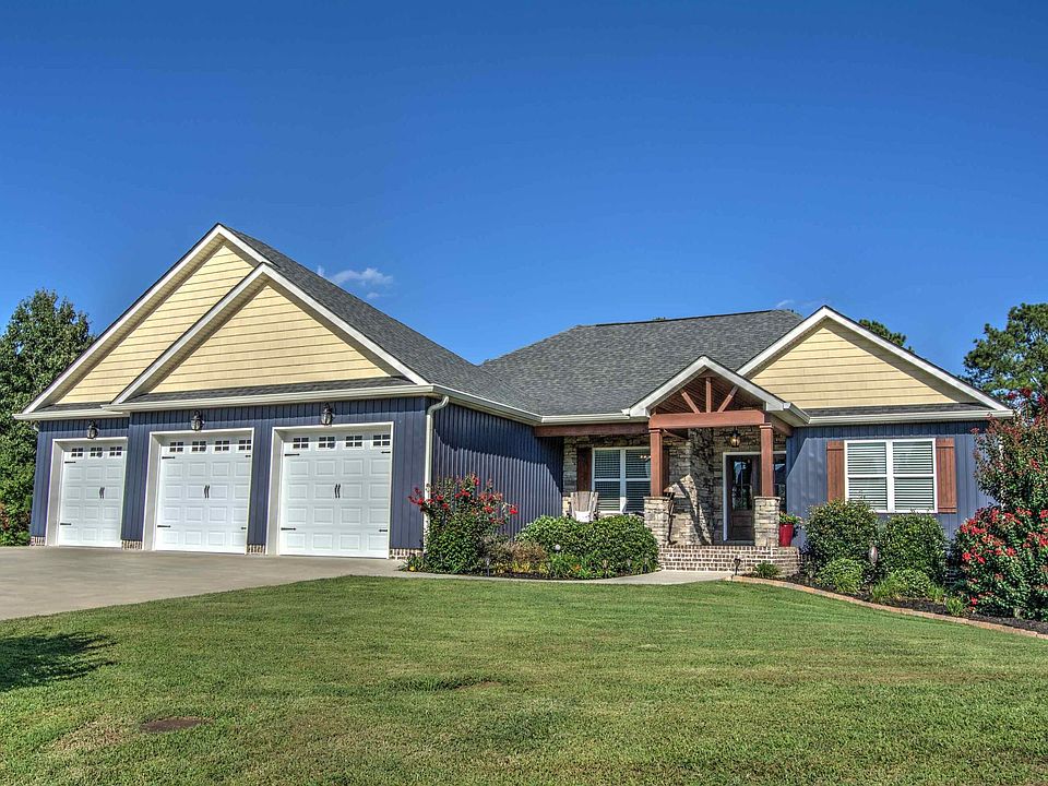 1st image of 72 Farm View Cir