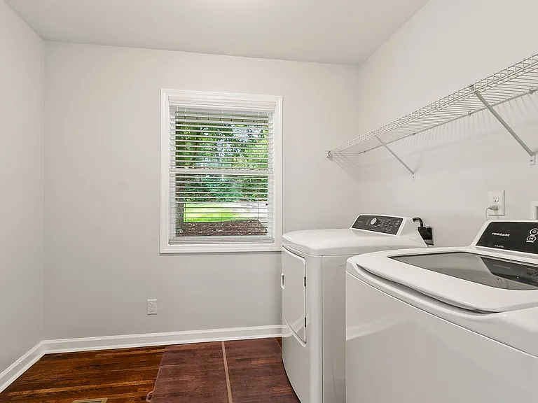 3 Hickory Ln — Photo 12