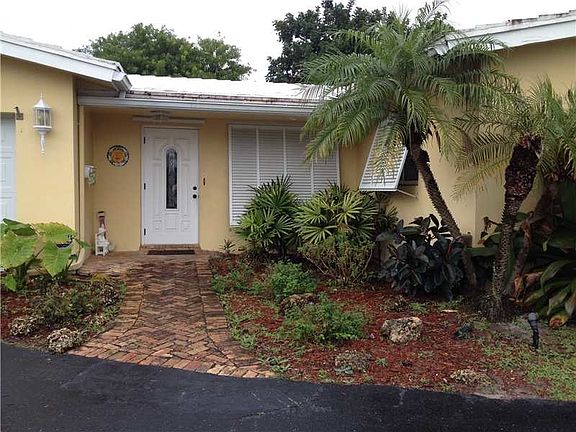3rd image of 4840 NE 18th Ter
