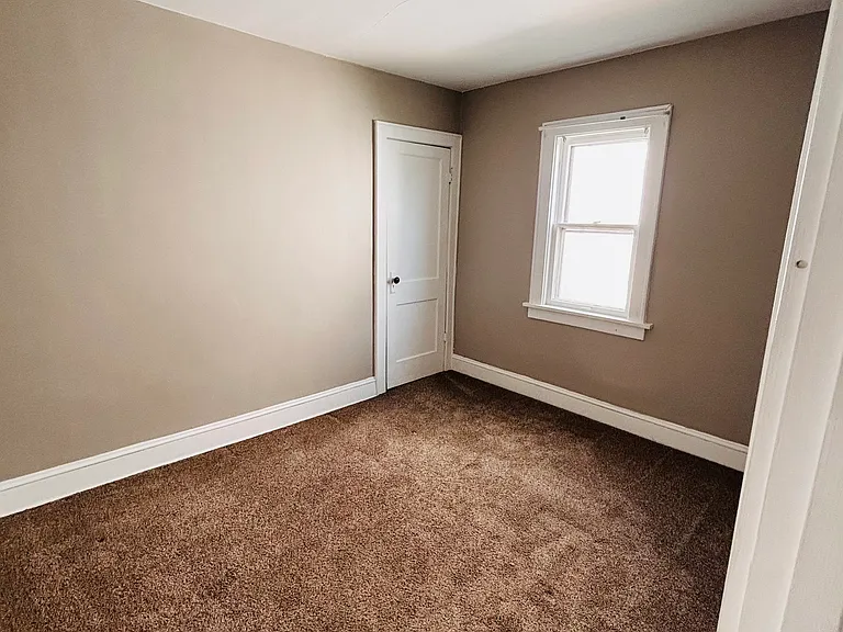 151 Edgewood Ln #1 — Photo 25