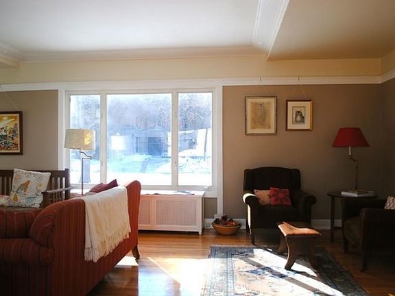 3rd image of 228 N Scoville Ave