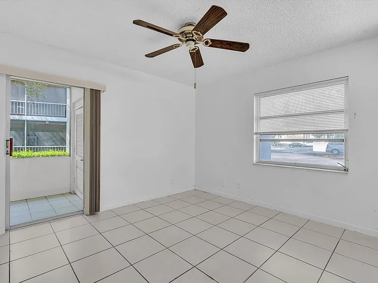 620 NW 13th St #160 — Photo 17