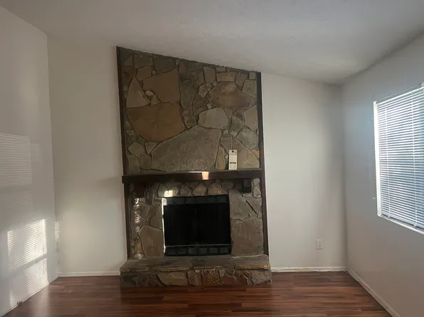 545 Harvard Dr, Lilburn, GA 30047