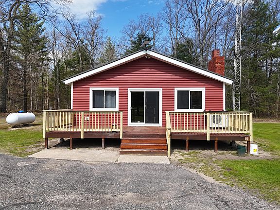 5th image of 663 Seaman Rd