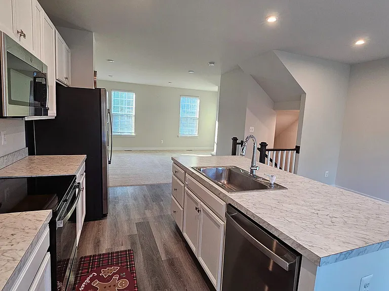 2055 Rivers Dr — Photo 20