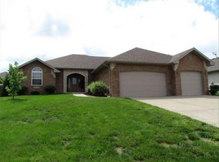 3225 N Ohara Ave, Springfield, MO 65803