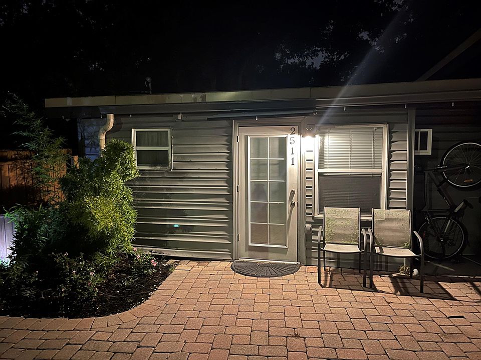 1st image of 2511 Ives Ave