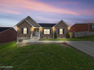 407 Susannah Ave, Bardstown, KY 40004