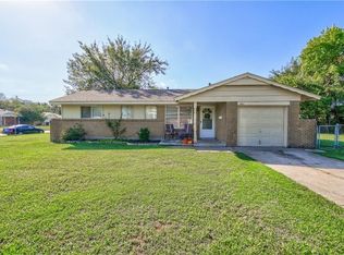 201 S Norman Ave, Moore, OK 73160