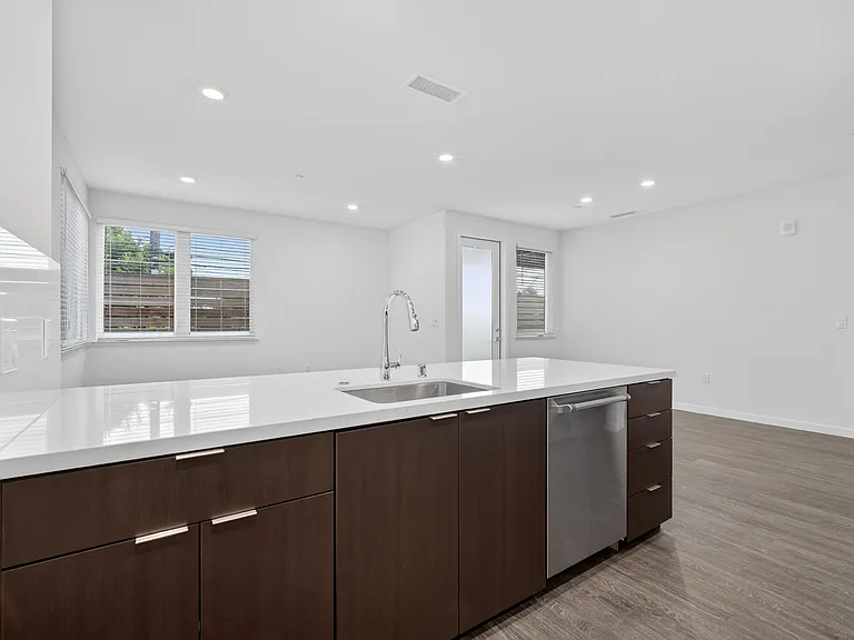 1850 El Camino Real #210 — Photo 11