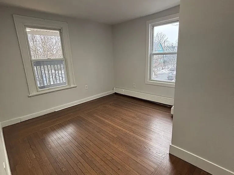 57 Thompson St — Photo 13